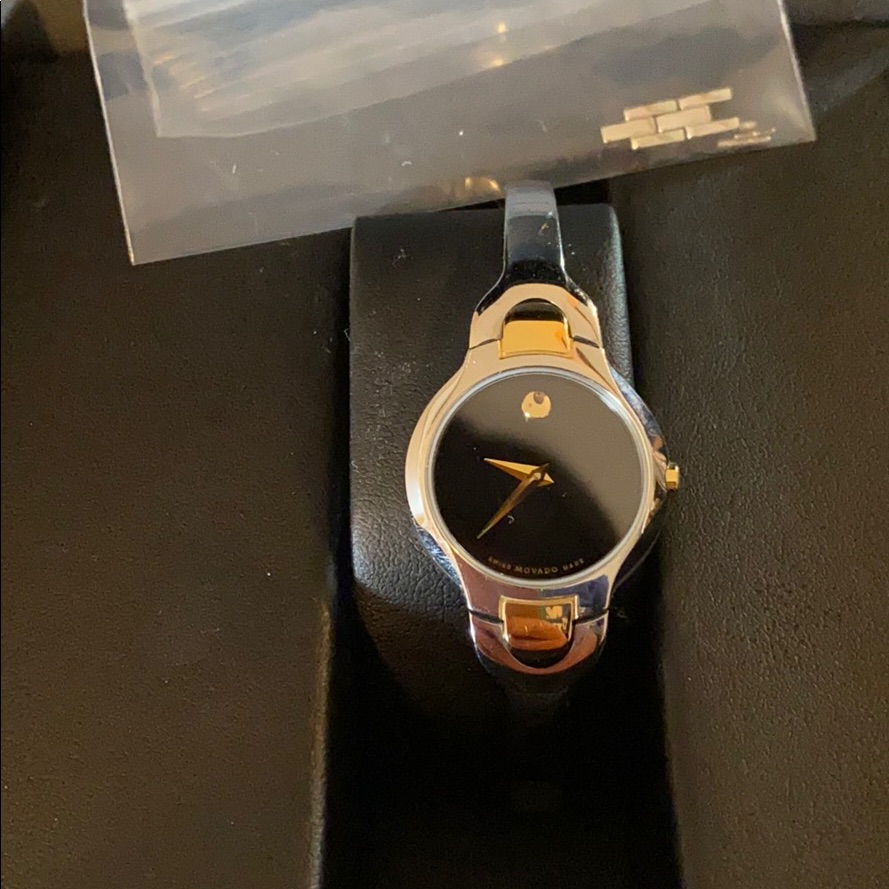 Movado Kara